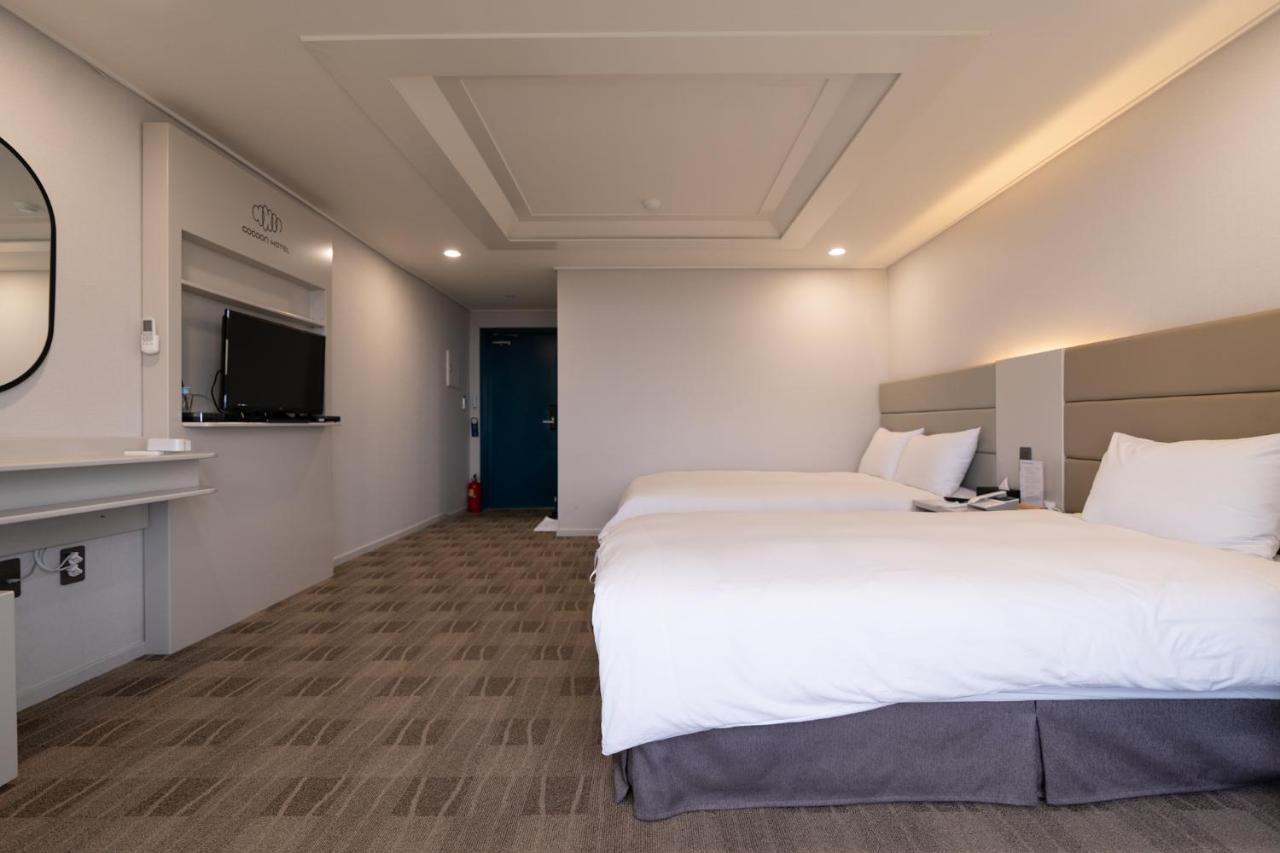 Cocoon Hotel Jeju Exterior foto